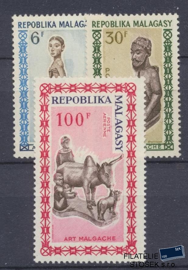 Madagaskar známky Mi 523-25